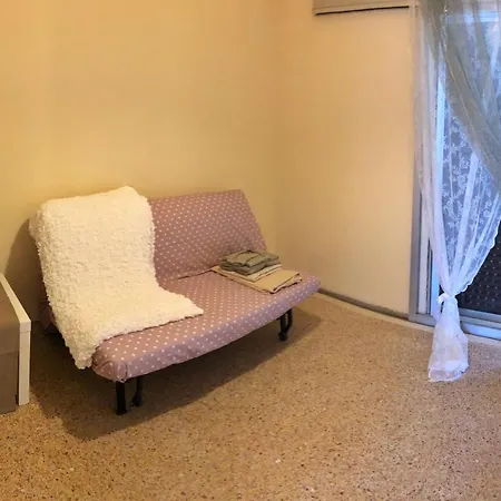Blue Air 1minute From Sea, 15 Min From The Airport Artemis Center