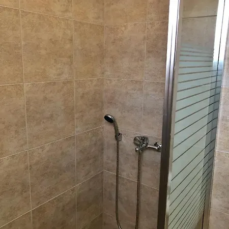 Blue Air 1minute From Sea, 15 Min From The Airport Artemis Center Διαμέρισμα *