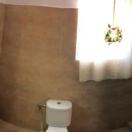 Blue Air 1minute From Sea, 15 Min From The Airport Artemis Center Διαμέρισμα